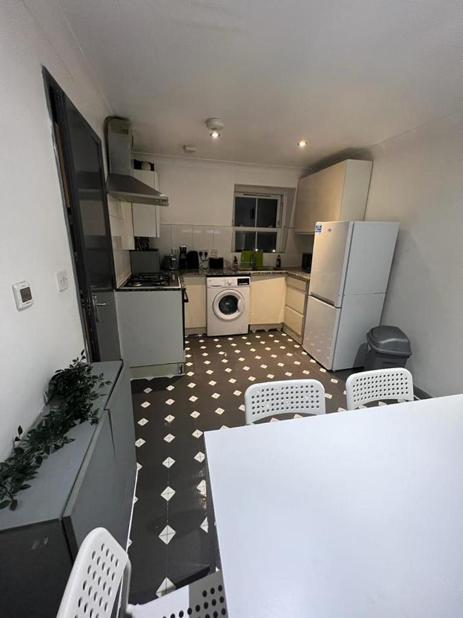 3 Bedroom Flat In King'S Cross, St Pancras'S. 8 People Londýn Exteriér fotografie
