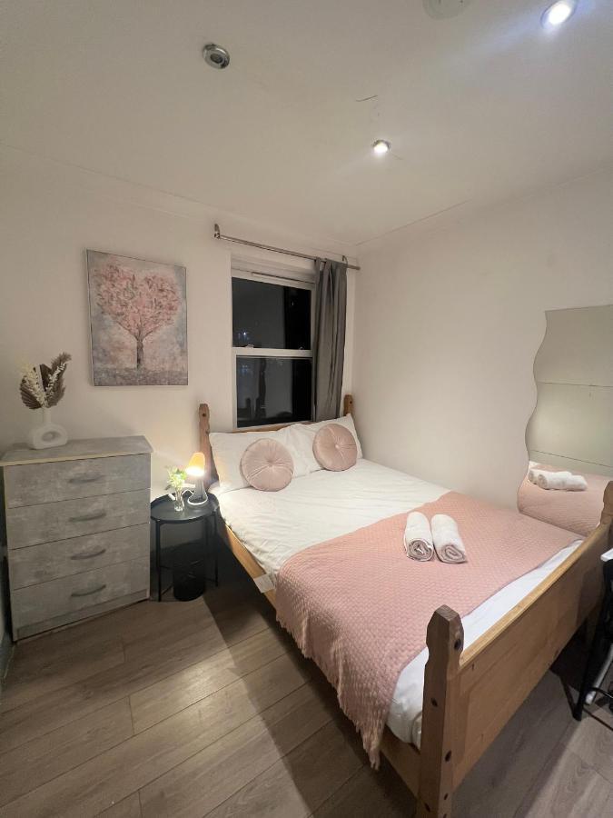 3 Bedroom Flat In King'S Cross, St Pancras'S. 8 People Londýn Exteriér fotografie